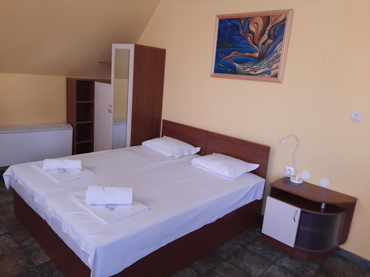 Guest House Diel Veliko Tarnovo Eksteriør billede