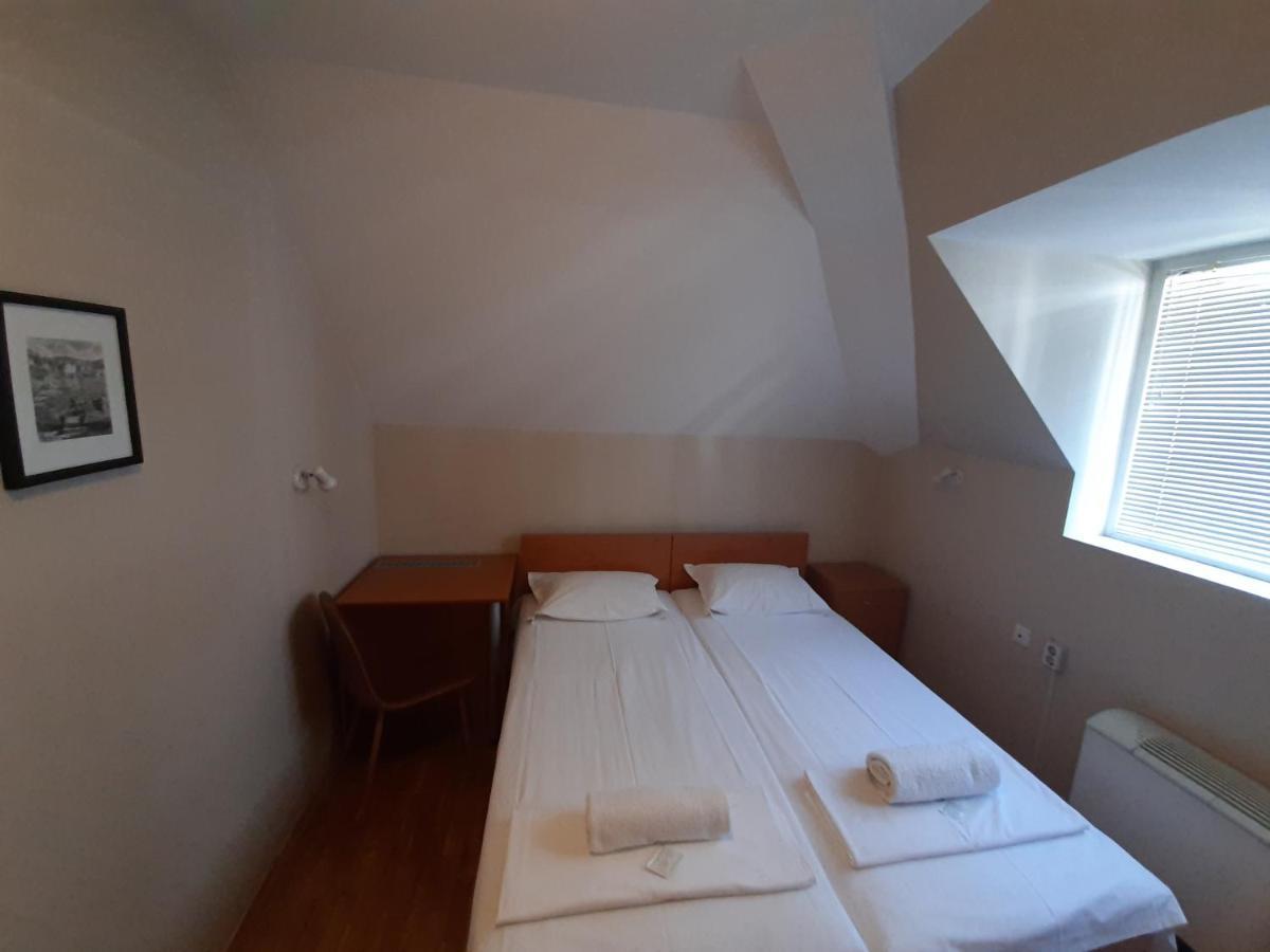 Guest House Diel Veliko Tarnovo Eksteriør billede