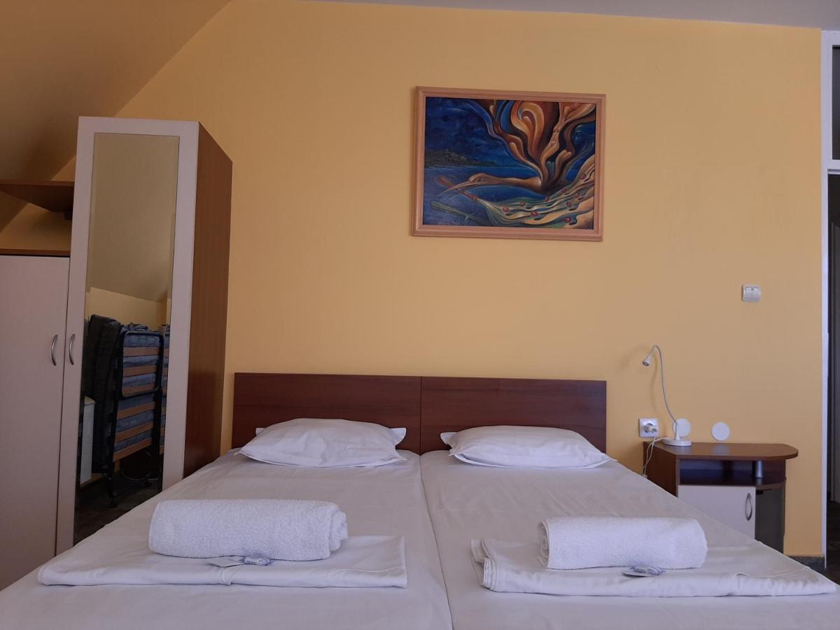 Guest House Diel Veliko Tarnovo Eksteriør billede